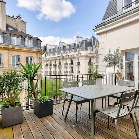 Grande Terrasse, Climatisation, 3 Chambres, Marais Apartment