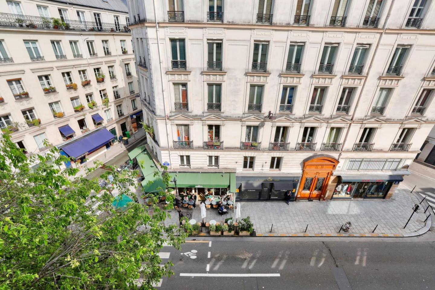 Grande Terrasse, Climatisation, 3 Chambres, Marais Apartment